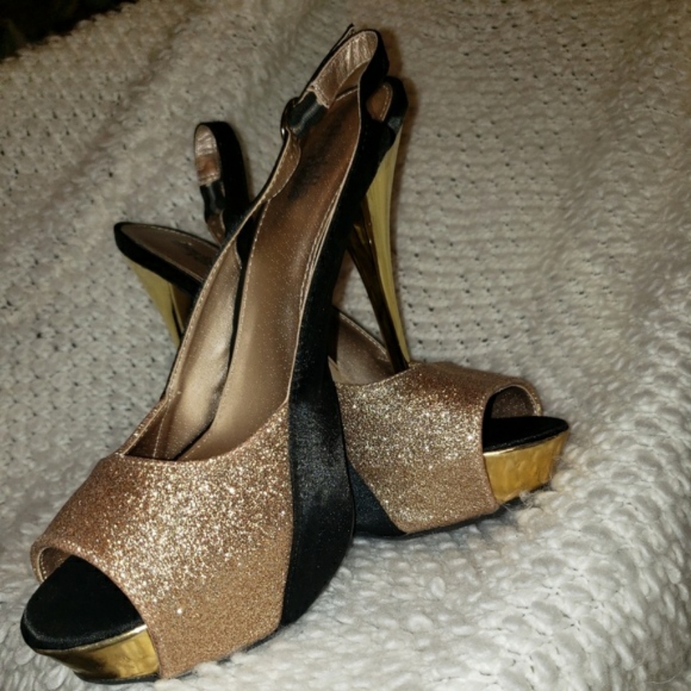Gorgeous Heels by Charlotte Russe, size 11